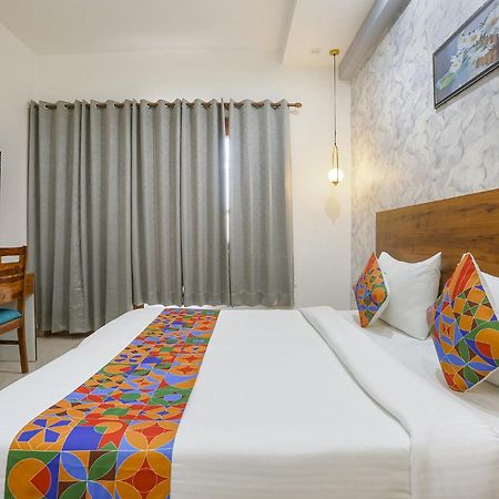 Fabhotel New Journey Hospitality Gurgaon Esterno foto