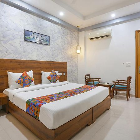 Fabhotel New Journey Hospitality Gurgaon Esterno foto