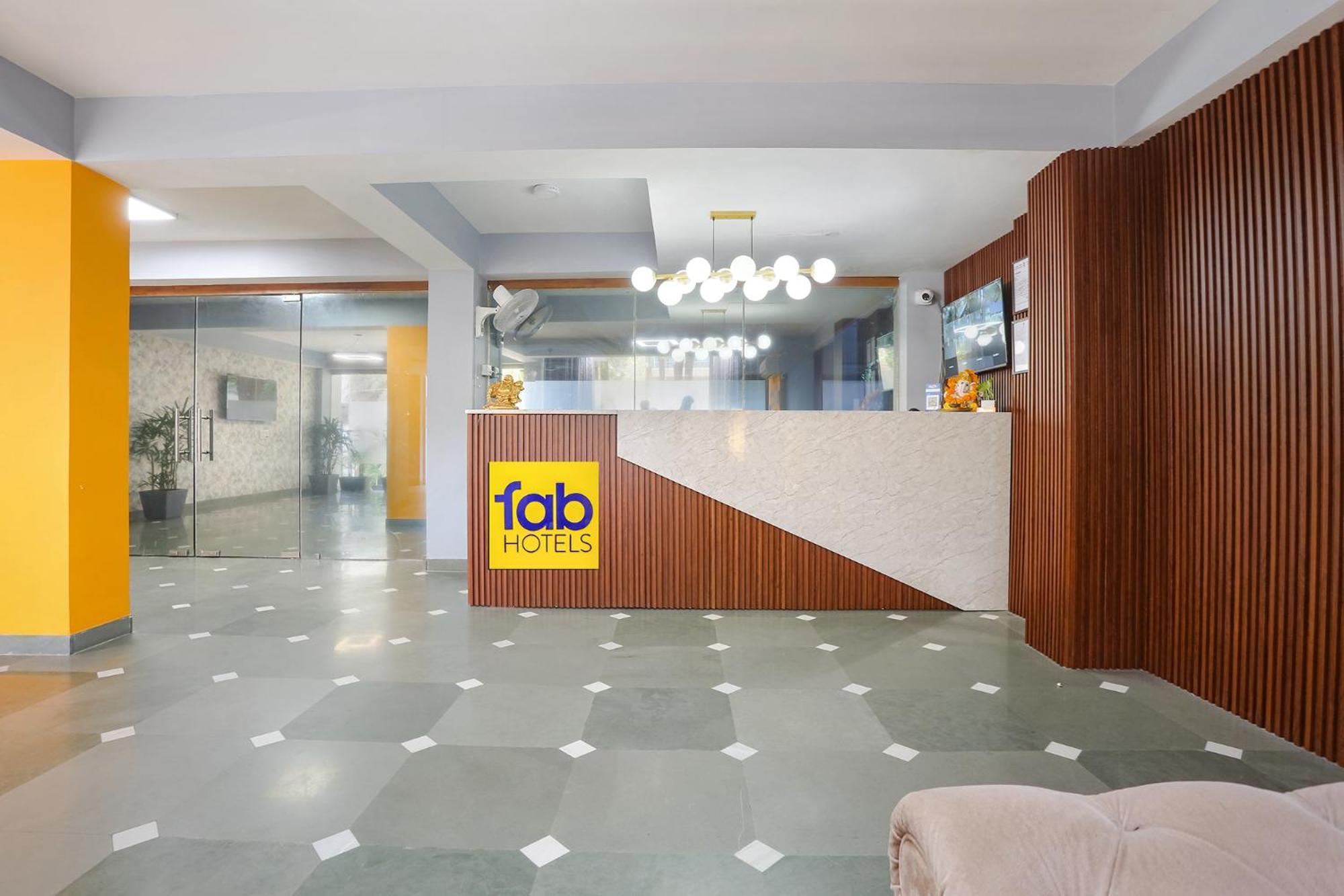 Fabhotel New Journey Hospitality Gurgaon Esterno foto
