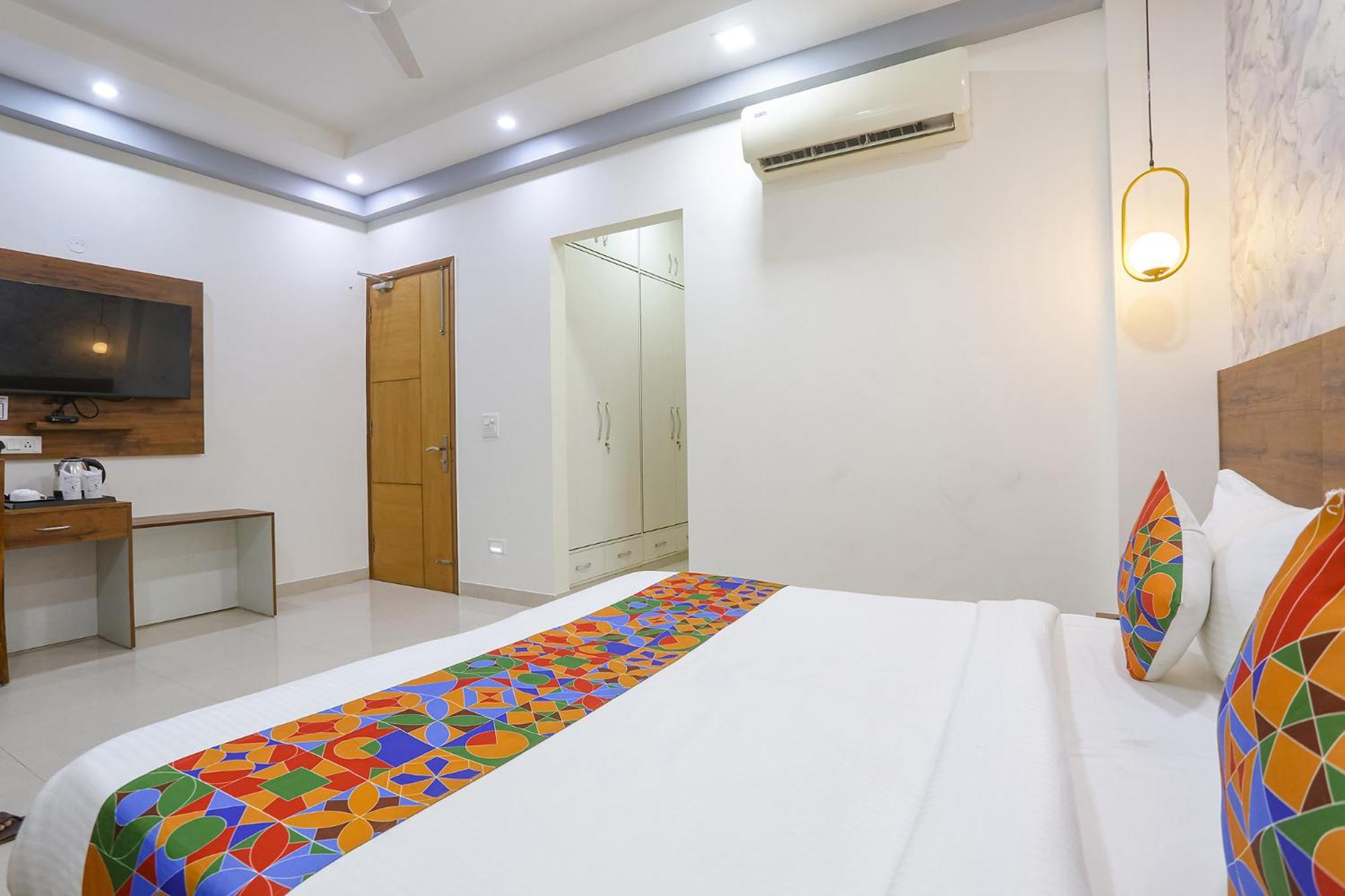 Fabhotel New Journey Hospitality Gurgaon Esterno foto